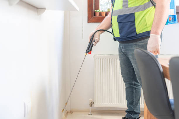 Best Pest Removal Services  in Roanoke, IN